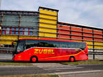 Setra 500er-Serie/573338/setra-515-hd-von-zuegel-reisen Setra 515 HD von Zgel Reisen aus der BRD in Krems gesehen.
