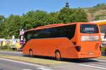 Setra 500er-Serie/627567/setra-515-hd-von-fellner-busreisen Setra 515 HD von Fellner Busreisen aus sterreich 2017 in Krems.