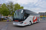 Setra 500er-Serie/644420/setra-515-hd-vom-reisebuero-busreisen-wagner Setra 515 HD vom Reisebro-Busreisen WAGNER aus sterreich 2017 in Krems.