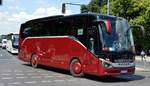 Setra S 511 HD von Schrer Reisen aus Radeberg Sachsen bei der Bus Demo in Berlin am 17.06.2020.