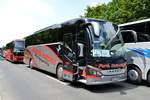 Setra S 515 HD von Hunau Reisen Ferd. Knipschild GmbH & Co KG aus Schmallenberg NRW bei der Bus Demo in Berlin am 17.06.2020.