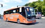 Setra S 515 HD Omnibus Grötzinger GmbH Reisen Bartholomä, B-W bei der Bus Demo in Berlin am 17.06.2020.