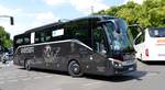 Setra S 515 HD von Weber Bustouristik GmbH aus Achern B-W bei der Bus Demo in Berlin am 17.06.2020.