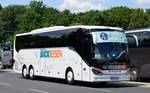Setra S 516 HD von Bertold Bick aus Bad Enstal, Hessen bei der Bus Demo in Berlin am 17.06.2020.