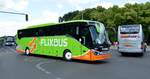 Setra S 516 HD von Fuhrmann Fernbus GmbH aus Rennau, Niedersachsen bei der Bus Demo in Berlin am 17.06.2020.