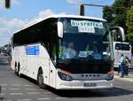Setra S 516 HD von Knitzer Omnibusbetrieb aus Zeitz, Sachsen-Anhalt bei der Bus Demo in Berlin am 17.06.2020.