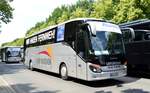 Setra S 516 HD von Lay Reisen on Tour GmbH aus Pttlingen Saarland bei der Bus Demo in Berlin am 17.06.2020.