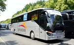 Setra S 516 HD von Lay Reisen on Tour GmbH aus Pttlingen Saarland bei der Bus Demo in Berlin am 17.06.2020.