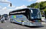 Setra S 516 HD von Schnabel Touristik Gmbh aus Maroldsweisach, Bayern bei der Bus Demo in Berlin am 17.06.2020.