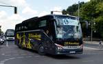 Setra S 516 HD TJS Reisedienst GmbH aus Zschorlau, Sachsen bei der Bus Demo in Berlin am 1706.2020.
