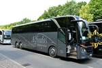 Setra S 516 HDH von Alfredos Erlebnisreisen Insul, Rheinland-Pfalz bei der Bus Demo in Berlin am 17.06.2020.