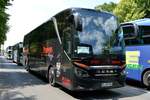 Setra S 516 HDH von Blitz-Reisen GmbH aus Overath, NRW bei der Bus Demo in Berlin am 17.06.2020.