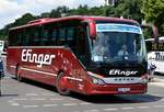 Setra S 516 MD von Efinger GmbH aus Aichach, Bayern bei der Bus Demo in Berlin am 17.06.2020.