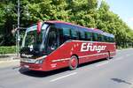 Setra S 516 MD von Efinger GmbH aus Aichach, Bayern bei der Bus Demo in Berlin am 17.06.2020.