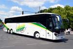 Setra S 517 HD von Gross Reisen OHG aus Heilbronn, B-W bei der Bus Demo in Berlin am 17.06.2020.