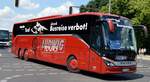 Setra S 517 HD von Ludwig Tours aus Zusmarshausen, Bayern bei der Bus Demo in Berlin am 17.06.2020.