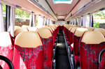 Temsa Diamond/530332/schoene-sitze-im-schon-seltenen-bus Schne Sitze im schon seltenen Bus Temsa Diamond aus Ungarn in Krems gesehen.