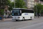 Dieser Van Hool Reisebus mit kyrillischer Beschriftung war am 6.5.2013   in der bulgarischen Hauptstadt Sofia unterwegs.