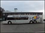 Van Hool TD927 von Reise-Allianz/Meyering aus Deutschland im Stadthafen Sassnitz.