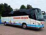 VDL Futura von Reimann-Reisen aus Deutschland im Stadthafen Sassnitz.