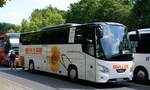 VDL Futura von Müller Reisen GmbH aus Bösingen, B-W bei der Bus Demo in Berlin am 17.06.2020.