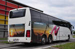 Volvo 9700 von Naderer Reisen aus Oberösterreich in Krems gesehen.