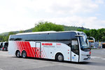 Volvo 9900 von Global Travel Hungary in Krems gesehen.