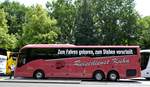 Volvo 9900 von Reisedienst Kühn aus Bad Münder, Niedersachsen bei der Bus Demo in Berlin am 17.06.2020.