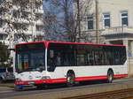 Wagen 152 des Gothaer Busunternehmers Wolfgang Steinbrück am 26.03.17 auf der Buslinie B im Stadtgebiet Gothas. Vorher war der Bus als Wagen 5437 bei der swk Krefeld unterwegs.