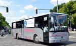 Mercedes-Benz Integro von S.Wilhelm aus Großpostwitz, Sachsen bei der Bus Demo in Berlin am 17.06.2020.