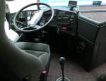 Fahrerarbeitsplatz mit RECARO-Fahrersitz und Navigationssystem des Setra S 319 UL-GT von Josef Kalb aus Norlaching bei Dorfen.