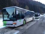 Zwei Setra S315NF der Fa. WATZKE gegen�ber der Busgarage in der Veitsch von vorne fotografiert.

Vorne:   Wagen 4515 (Kennzeichen G 378 BB)
Hinten:  Wagen 4514 (Kennzeichen G 379 BB)