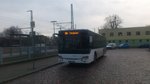 setra-400er-serie-nf-und-le/488147/im-januar-am-bahnhof-von-pasewalk ....im Januar am Bahnhof von Pasewalk stand dieser Setra mit dem Fahrziel: Torgelow 