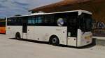 Dieser Bus von STD Gard war am 29. Juni 2013 auf einem Busparkplatz in Aigues-Mortes in der Camargue in Sdfrankreich abgestellt.
