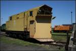80 50 979 7208-9 ist ein Schneepflug des Raw Meiningen W (Rbd Halle, Bm K�nigsborn, SPM 710, ex DR, Dampflokfest im Traditionsbahnbetriebswerk Sta�furt, gesehen Sta�furt-Leopoldshall 05.06.2010)
