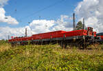 Der vierachsige Kranauslegerschutzwagen für KRC 1200 - 785 002 - UIC-Nr. 99 80 9370 074-3 D-DB der DB Netz AG zum Eisenbahnkran KRC 1200 (732 002) steht am 02.09.2020 in Niederlahnstein. Nach der Entgleisung eines Kesselwagenzuges am 30.08.2020 waren hier die Aufräumarbeiten im vollen Gange.

Der Wagen ist dem KRC 1200 Notfallkran 732 002  Mammut  (Schweres Nebenfahrzeug Nr. D-DB 99 80 9 471 002-2) zugeordnet. Der Wagen ist ein ehemaliger Wagen der Gattung Res und wurde von Kirow zum Kranauslegerschutzwagen umgebaut.

Technische Daten:
Spurweite: 1.435 mm
Länge über Puffer: 19.900 mm
Drehzapfenabstand: 16.700 mm
Äußerer Achsabstand: 18.500 mm
Achsabstand im Drehgestell: 1.800 mm
Eigengewicht: 23.200 kg
Max. Zuladung: 54.5 t
