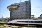 ETR 610  93 85 2 503 021-0 beim Stellwerk Donnersberger Br�cke in M�nchen am 04.06.2022.