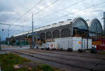 Der Hauptbahnhof Dresden am 06.12.2022, Ansicht von Nordwesten (Wiener Platz).