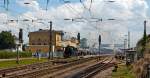   Bahnhof Neustadt an der Weinstrae am 31.05.2014 beim Dampfspektakel 2014, von Gleis 1 fhrt gerade Dampflokomotive 52 4867 der HEF (Historische Eisenbahn Frankfurt e. V.) in Richtung Alsenz