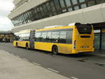Scania Citywide der BVG an der Vorfahrt des Flughafen Berlin Tegel am 24.