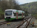 STB VT127,als RB Neuhaus am Rennweg-Eisenach,am 27.April 2022,verließ den Kopfbahnhof Rauenstein.