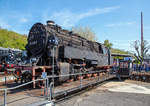 
Die  Bergkönigin   95 0028-1, ex DR 95 028, am 30.04.2017 auf der Drehschiebe im DGEG Eisenbahnmuseum Bochum-Dahlhausen.

Die T 20 wurde 1923 von HANOMAG - Hannoversche Maschinenbau AG (Hannover-Linden)unter der Fabriknummer 10186 gebaut und an die Deutsche Reichseisenbahnen als DR 95 028 ausgeliefert. 1967 erfolgte der Umbau auf Ölhauptfeuerung im Raw Meiningen und die Umzeichnung in DR 95 0028-1, so fuhr sie bis zur z-Stellung im Mai 1980. Die Ausmusterung erfolgte 1983 und die Lok wurde von der DGEG - Deutsche Gesellschaft für Eisenbahngeschichte e. V. gekauft.