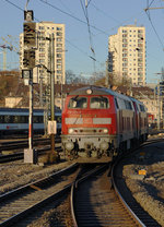 DB: Impressionen des Bahnhofs Stuttgart Hbf vom 3.