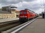 232 609-8 durchfhrt Hof mit einem Kesselzug.