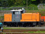 Die V60 - 360 109-3 (98 80 3360 109-3 D-BEG) ehemals der BEG - Bocholter Eisenbahngesellschaft mbH ist am 22 April 2009, ohne Treibstangen, in Linz am Rhein abgestellt. Die V60 wurde 2009 an die Rheinische Eisenbahn GmbH verkauft. 

Die Lok wurde 1956 unter der Fabriknummer 600029 von MaK gebaut und als V 60 109 Deutsche Bundesbahn geliefert. Nach der Umzeichung 1968 in 260 109-4 und 1987 in 360 109-3 wurde die V60 der leichten Bauart im Jahr 2001 bei der DB ausgemustert. 2003 ging sie an die EfW-Verkehrsgesellschaft mbH in Frechen und 2007 an die Bocholter Eisenbahngesellschaft mbH bis sie 2009 zur Rheinische Eisenbahn GmbH kam.
