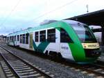 VT 252 (LINT 41) der vectus Verkehrsgesellschaft mbH hlt am 03.04.2010 im Bahnhof Wetzlar, er fhrt die Lahntal-Strecke KBS 625 (Limburg/Lahn - Gieen).