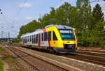   Der VT 255 (95 80 0648 155-9 D-HEB / 95 80 0648 655-8 D-HEB) ein Alstom Coradia LINT 41 der HLB (Hessische Landesbahn GmbH), fährt am 12.05.2018, als RB 93  Rothaarbahn  (Bad Berleburg -