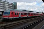 RB nach Hildesheim (RB 14264) in Braunschweig bestehend aus Bybdzf 482.1, Bnr 451.4, ABnrz 418.4 und wurde von der 143 062-8 geschoben.