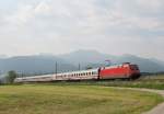 101 122-0 mit dem IC K�nigssee von Berchtesgaden kommend am 13.