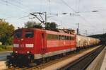 DB 151 026 zieht ein Silozug durch Treuchtlingen am 9.Juni 2009.